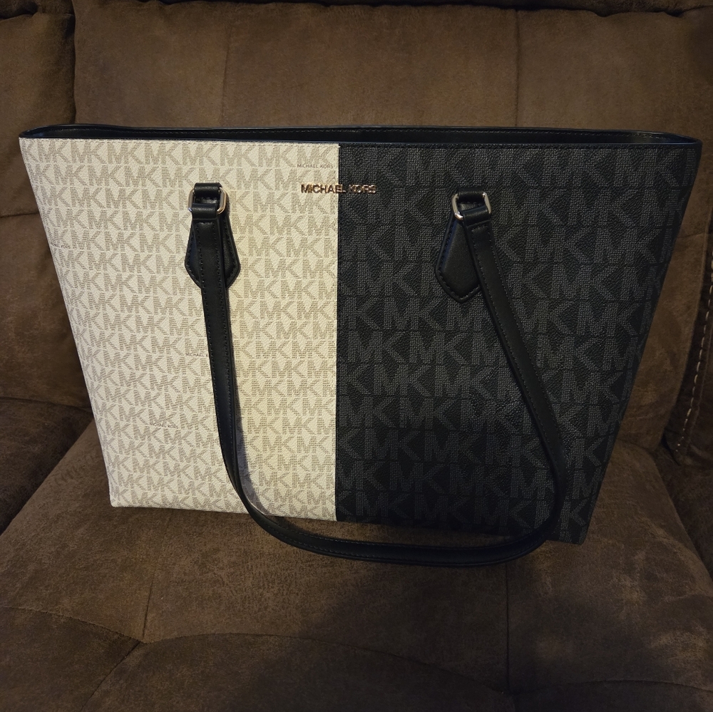 Michael Kors Black and White Tote Bag